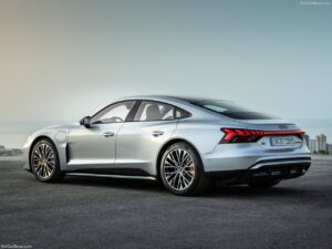 אאודי e-tron GT