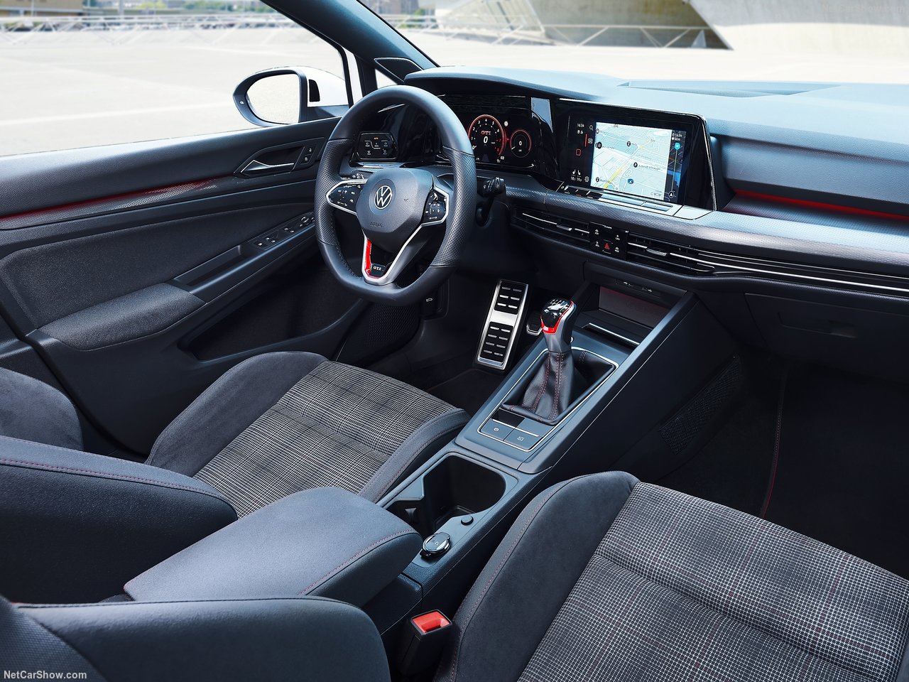 פולקסווגן-גולף-GTI-JPG